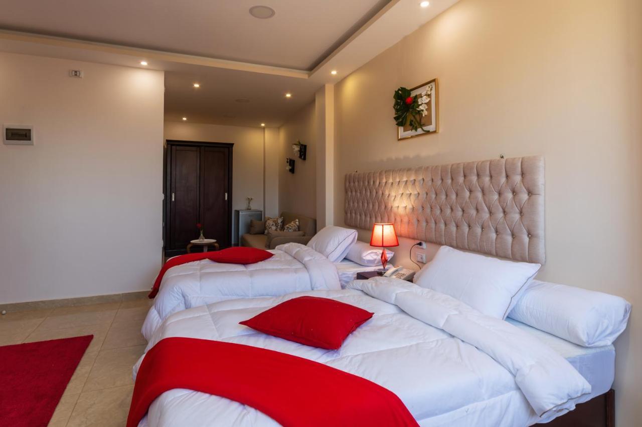 Amon Holiday Pyramids Inn Kafret el-Gabal Buitenkant foto