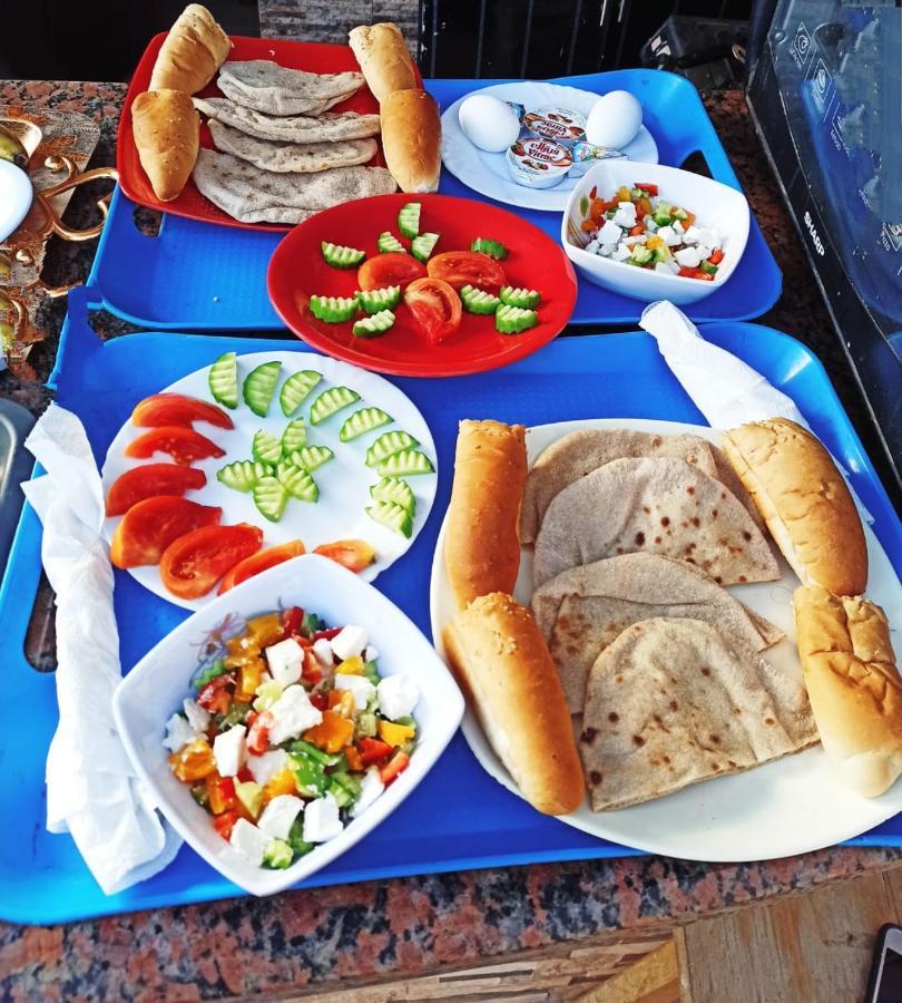 Amon Holiday Pyramids Inn Kafret el-Gabal Buitenkant foto